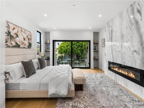 424 20th , Huntington Beach, CA