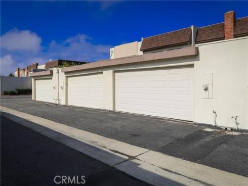 9742 Villa Pacific , Huntington Beach, CA