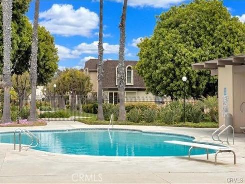 9742 Villa Pacific , Huntington Beach, CA