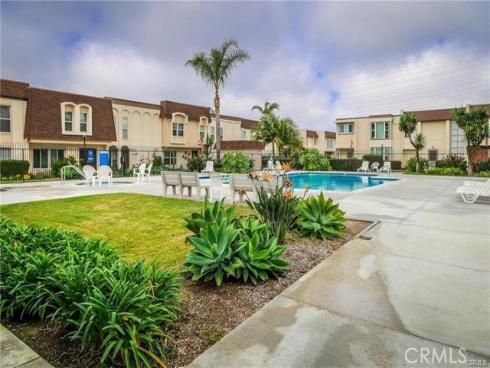 9742 Villa Pacific , Huntington Beach, CA