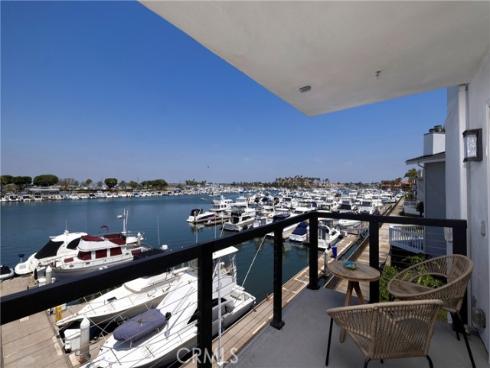 16255 Pacific 203 Circle, Huntington Beach, CA