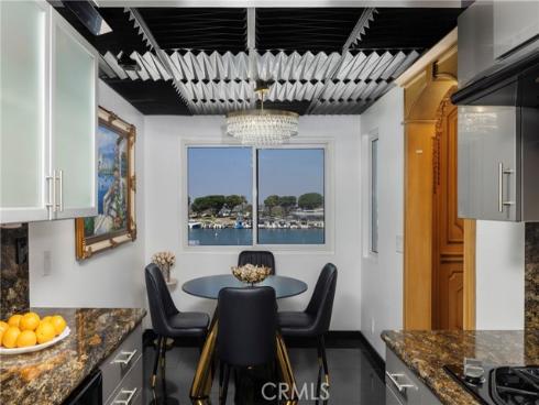 16255 Pacific 203 Circle, Huntington Beach, CA