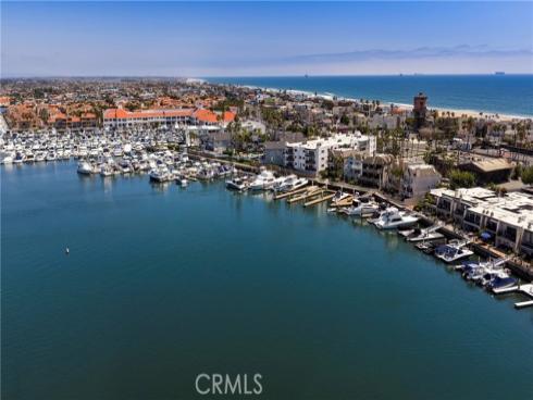 16255 Pacific 203 Circle, Huntington Beach, CA