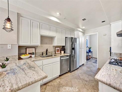 5142 Warner 109 Avenue, Huntington Beach, CA