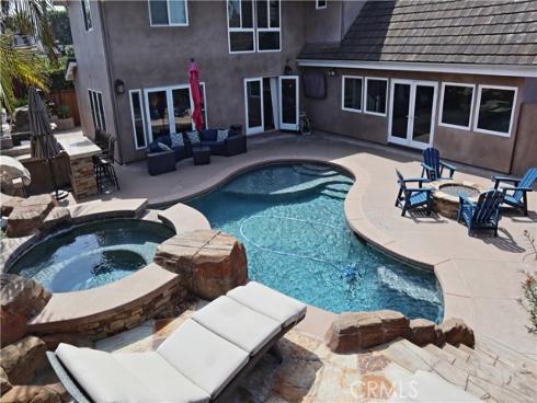 17132 Edgewater Lane , Huntington Beach, CA
