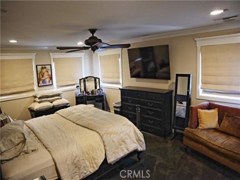 17132 Edgewater Lane , Huntington Beach, CA