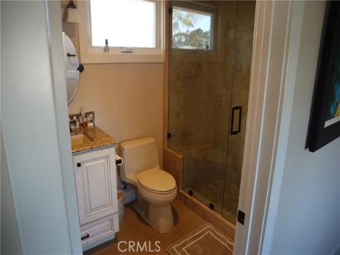 17132 Edgewater Lane , Huntington Beach, CA