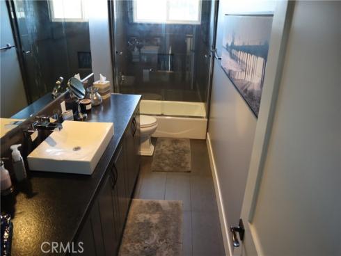 17132 Edgewater Lane , Huntington Beach, CA