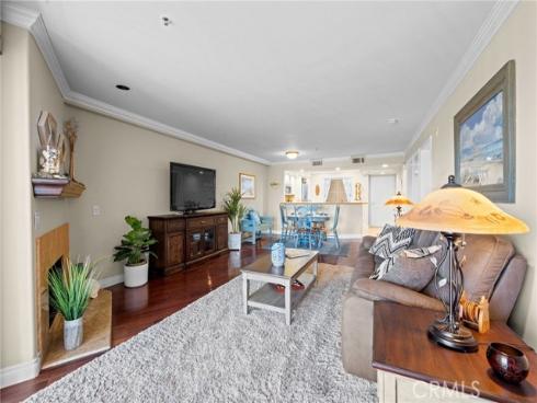 200 Pacific Coast M-9 , Huntington Beach, CA