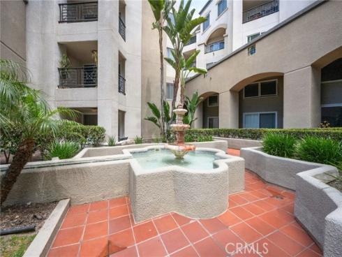 200 Pacific Coast M-9 , Huntington Beach, CA