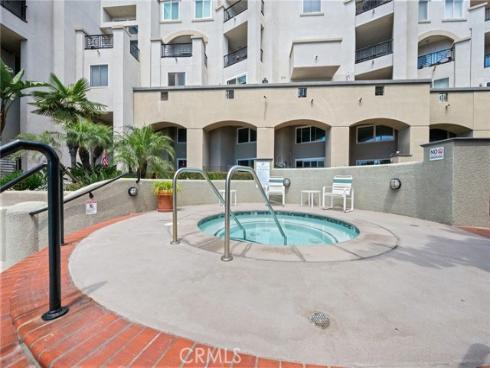 200 Pacific Coast M-9 , Huntington Beach, CA