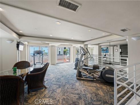 200 Pacific Coast M-9 , Huntington Beach, CA