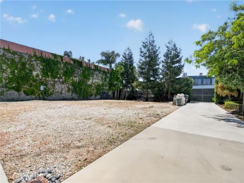 17066 Palmdale , Huntington Beach, CA