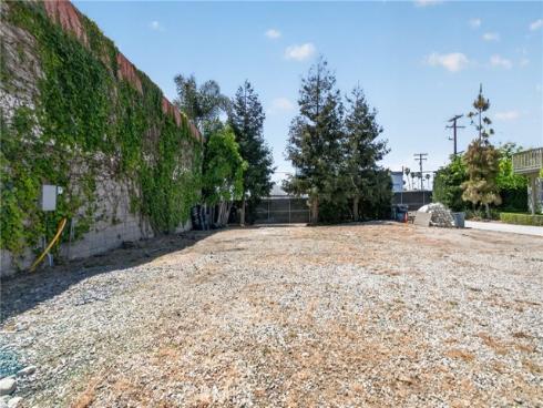 17066 Palmdale , Huntington Beach, CA