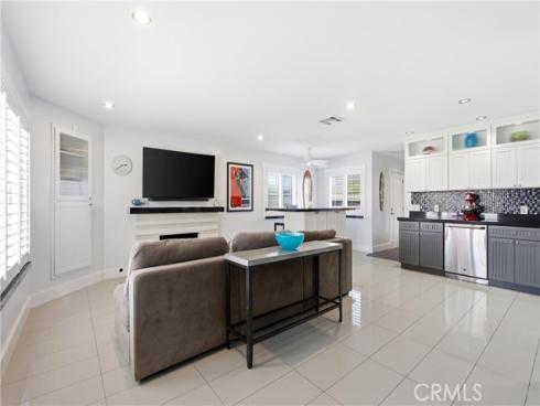8141 Pennington Drive, Huntington Beach, CA