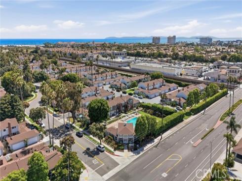8141 Pennington Drive, Huntington Beach, CA