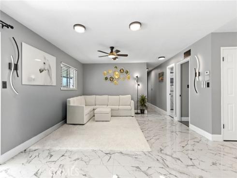 16842 Lucia , Huntington Beach, CA