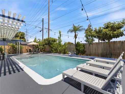 16842 Lucia , Huntington Beach, CA