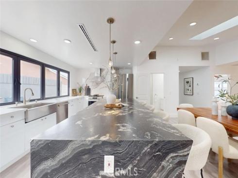 5781  Rogers  , Huntington Beach, CA