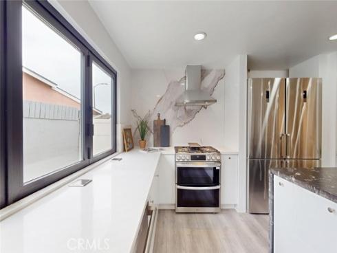 5781  Rogers  , Huntington Beach, CA