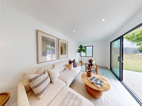5781  Rogers  , Huntington Beach, CA