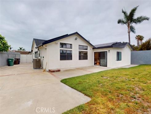 5781  Rogers  , Huntington Beach, CA