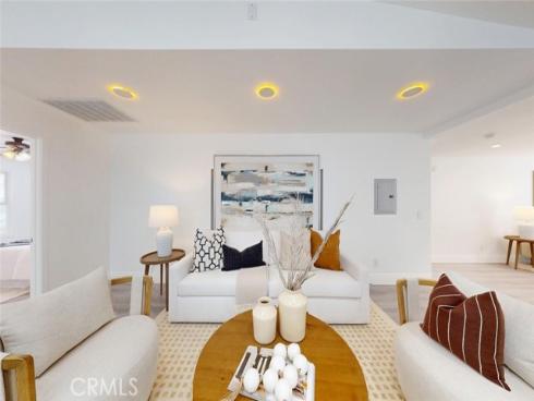5781  Rogers  , Huntington Beach, CA