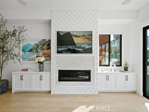 306  3rd   Street, Huntington Beach, CA