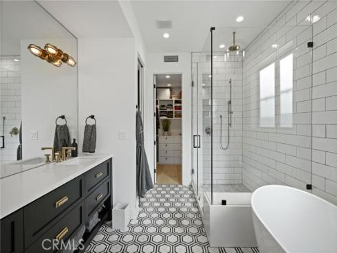 306  3rd   Street, Huntington Beach, CA