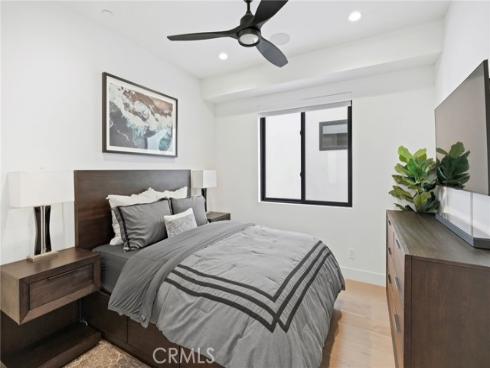306  3rd   Street, Huntington Beach, CA