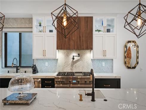 306  3rd   Street, Huntington Beach, CA