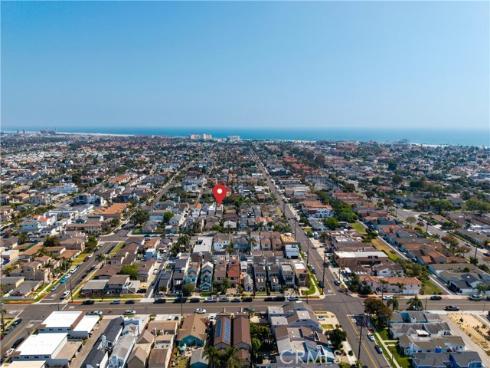 215  Knoxville   Avenue, Huntington Beach, CA