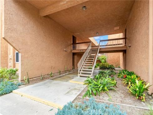 6600 Warner Ave 42 , Huntington Beach, CA