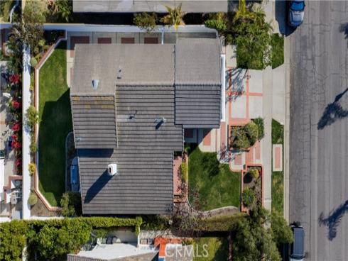 3834  Mistral  , Huntington Beach, CA