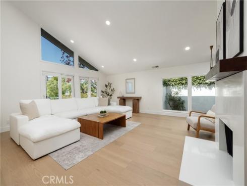 3834 Mistral , Huntington Beach, CA