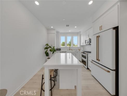 17961  Conch   Lane, Huntington Beach, CA