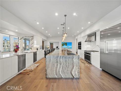 3701 Escapade , Huntington Beach, CA