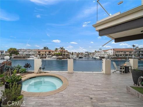 3701 Escapade , Huntington Beach, CA