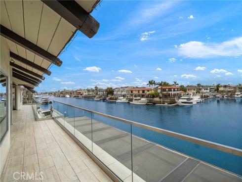 3701 Escapade , Huntington Beach, CA
