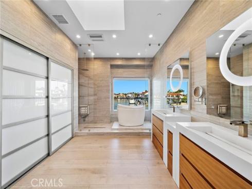 3701 Escapade , Huntington Beach, CA