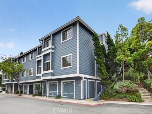 8182 Mainsail 204 , Huntington Beach, CA