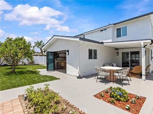 9162  Brabham  , Huntington Beach, CA