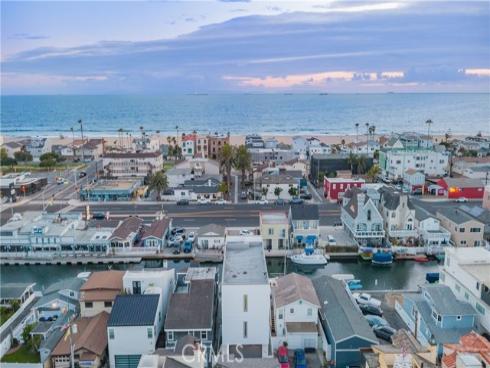 16785 Bayview Drive, Huntington Beach, CA