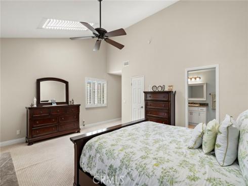 207 Memphis Avenue, Huntington Beach, CA