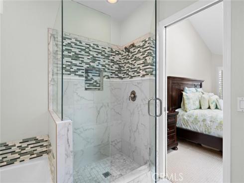 207 Memphis Avenue, Huntington Beach, CA
