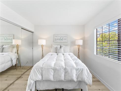 8192 Sandcove Cir 106 , Huntington Beach, CA