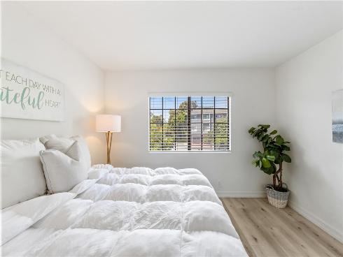 8192 Sandcove Cir 106 , Huntington Beach, CA