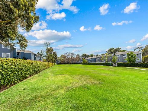 8192 Sandcove Cir 106 , Huntington Beach, CA