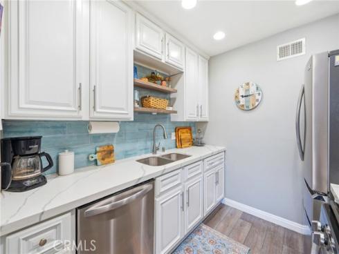 215 Wichita 409 Avenue, Huntington Beach, CA