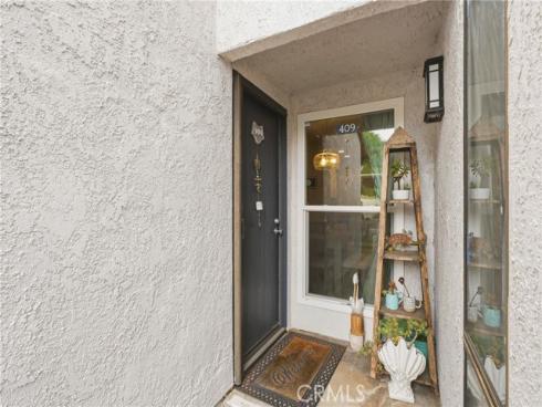 215 Wichita 409 Avenue, Huntington Beach, CA